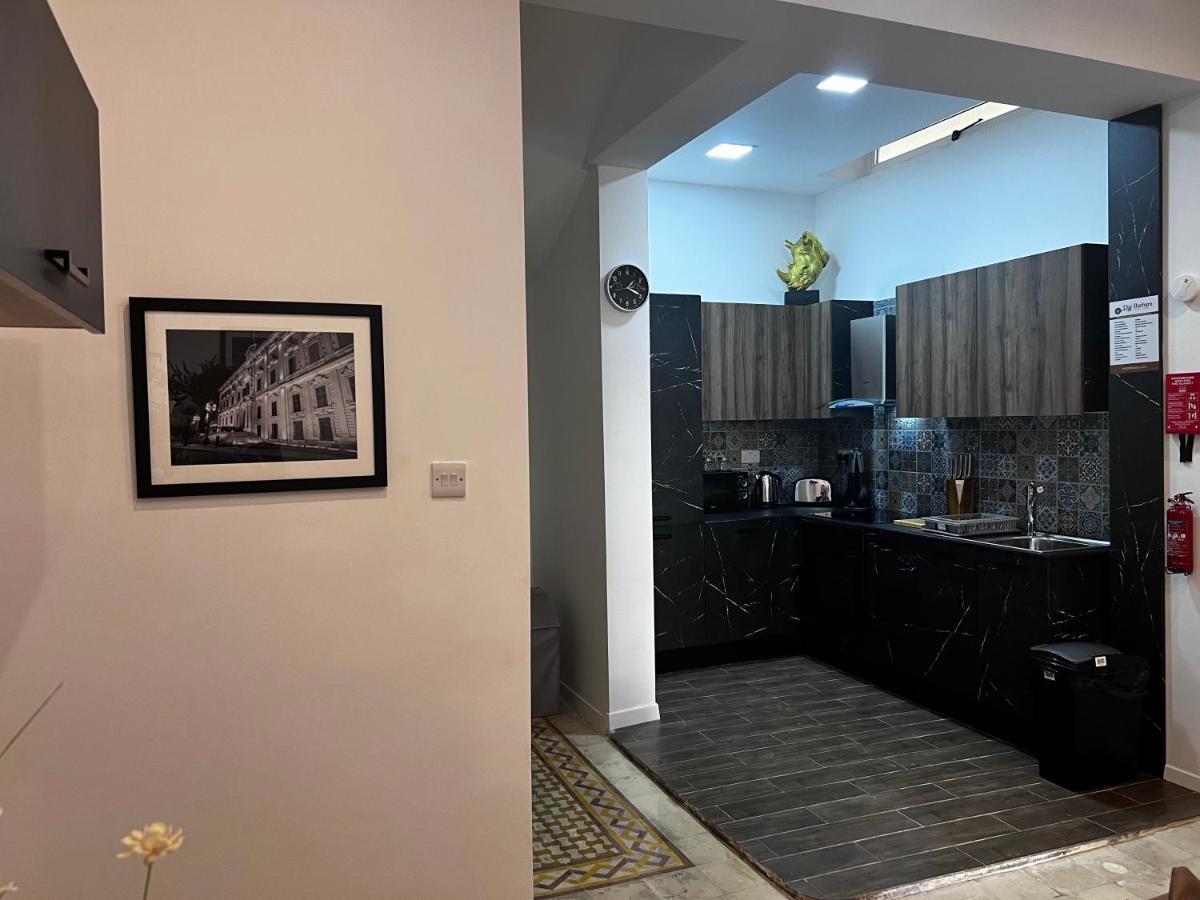 הוילה Cospicua Dar Barbara - Duplex 1 Double Bed Maltese Style House מראה חיצוני תמונה